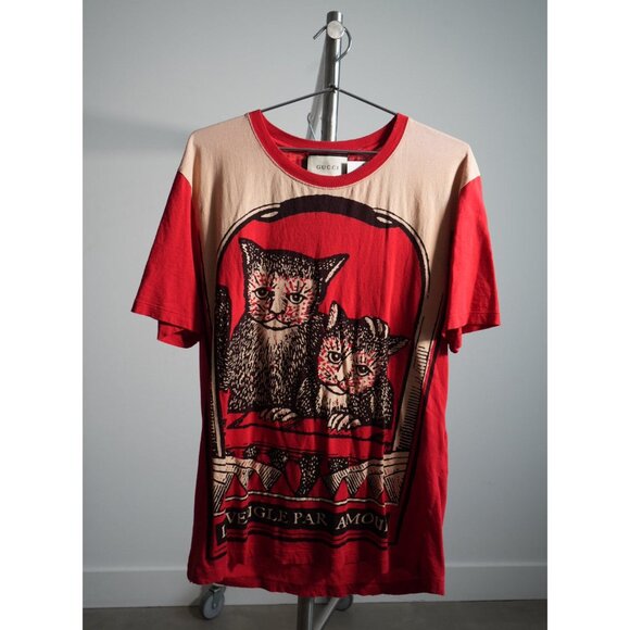 Gucci Cat Print "L'Aveugle Par Amour" Tee Shirt Red & Beige - Picture 1 of 3